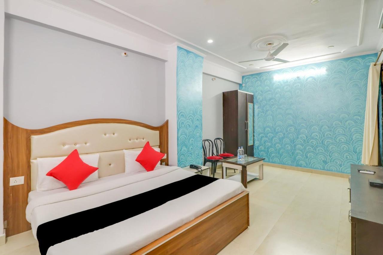Super Oyo Capital O Heritage House Colonelganj Exterior photo