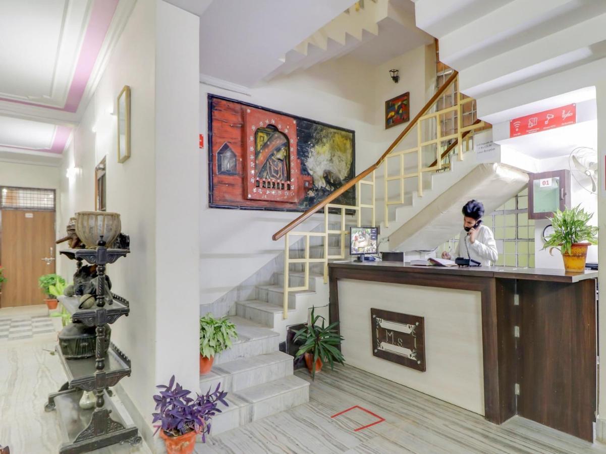 Super Oyo Capital O Heritage House Colonelganj Exterior photo